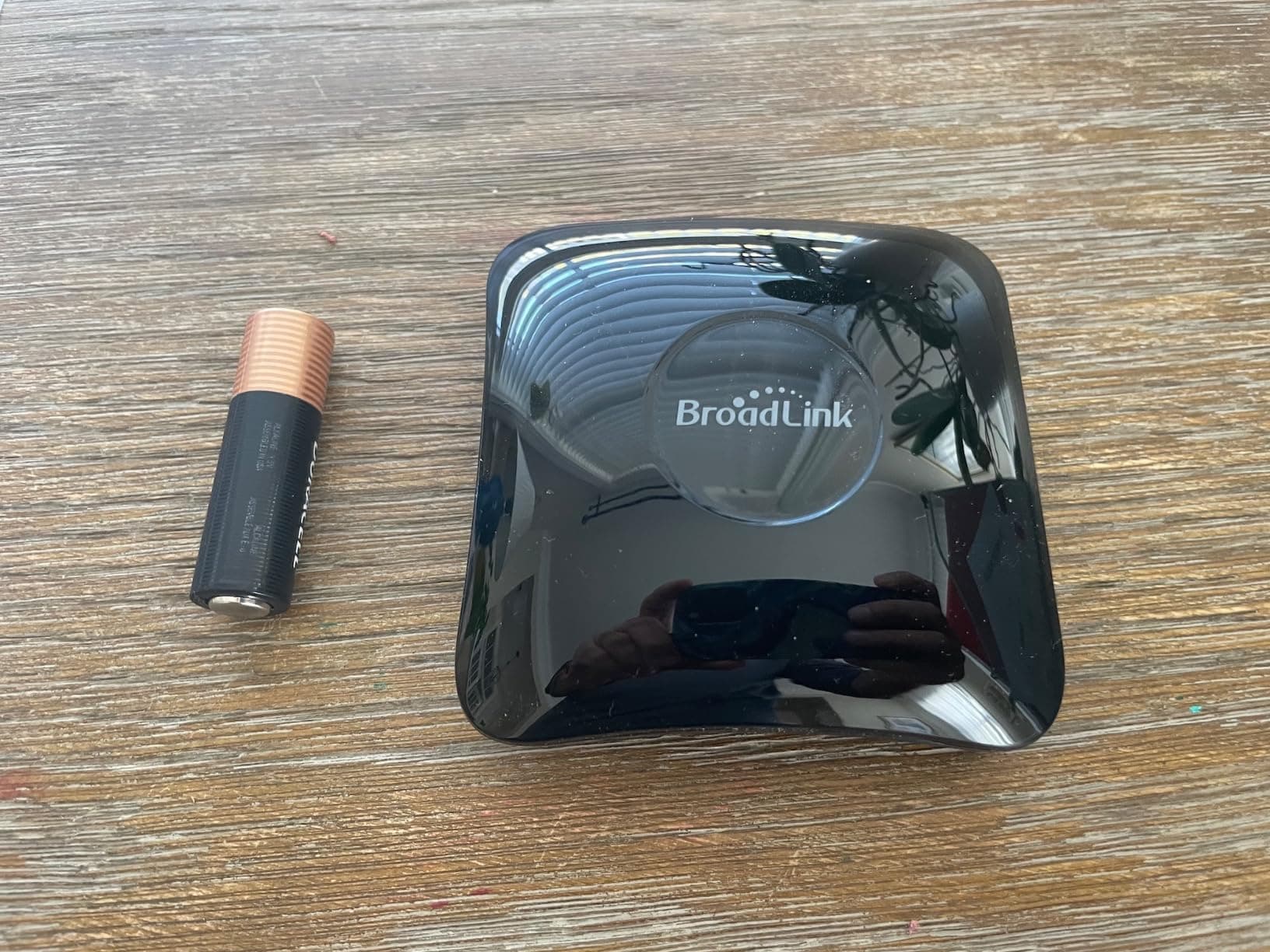 Broadlink RM4 Pro Universal Remote Hub